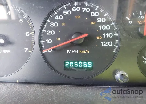 2001 Jeep Grand Cherokee Laredo z USA, uszkodzony, nr VIN 1J4GX48S31C516578